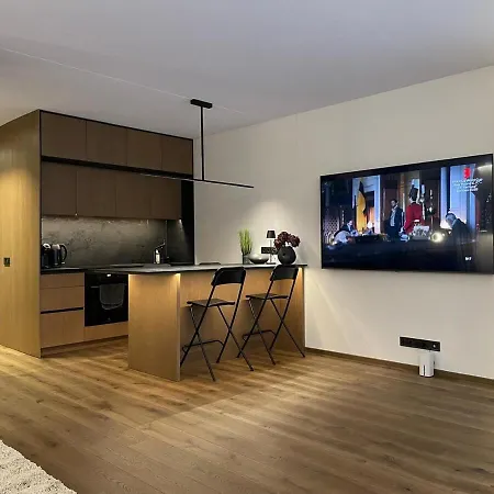 Premium With Terrace In פלאנגה