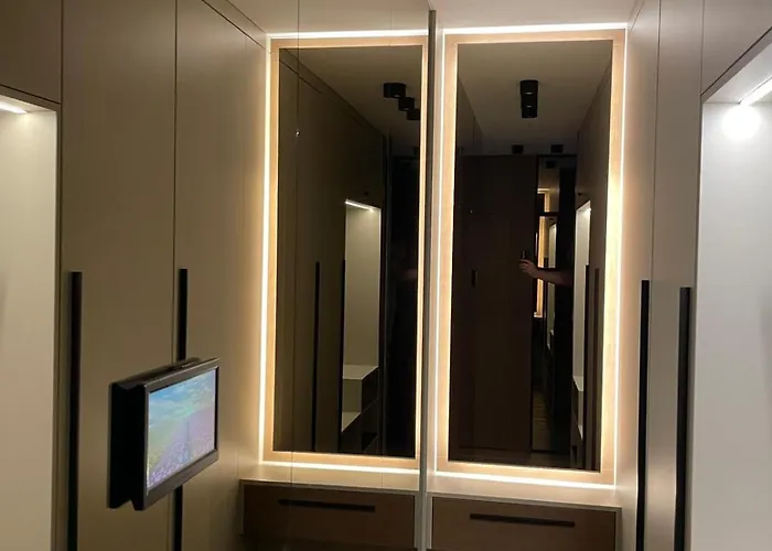 Premium With Terrace In דירה פלאנגה