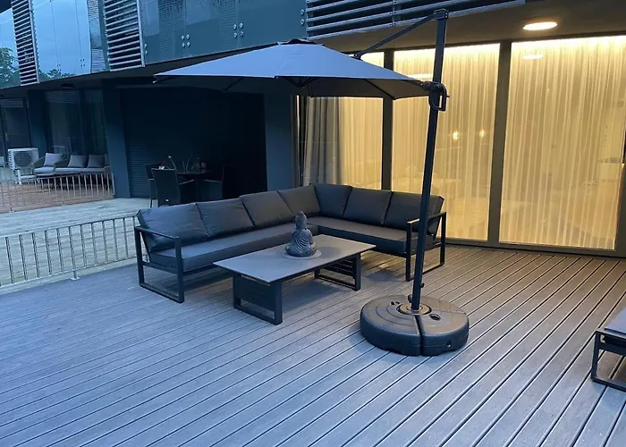 דירה Premium With Terrace In